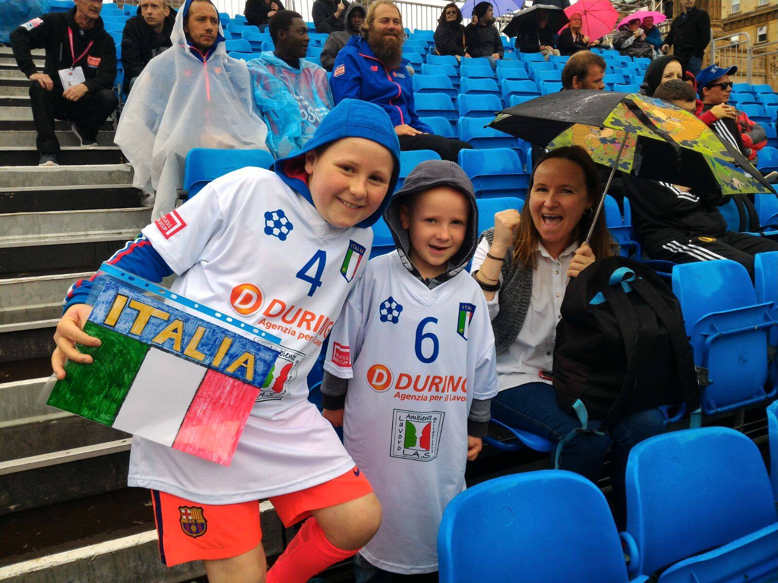 Piccoli fans scozzesi